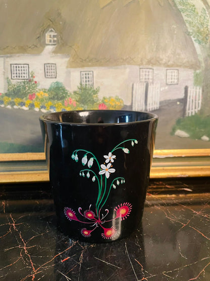 dunelm pot, moorland collection, natural history museum decor, floral ceramic pot, botanical design vase, black ceramic planter, modern home decor pakistan, floral pen holder, english decor, collectible ceramics, sunsetkitchen, eleganthome, botanicalart, limitededitiondecor