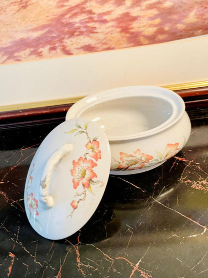 Vintage Floral Ceramic Serving Bowl with Lid – Hand-Painted