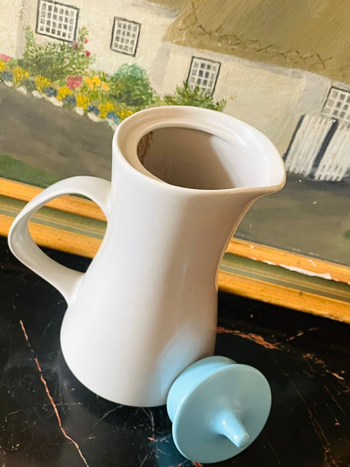 Mid-Century Modern White Ceramic Coffee Pot with Sky Blue Lid – England, 1960s Style