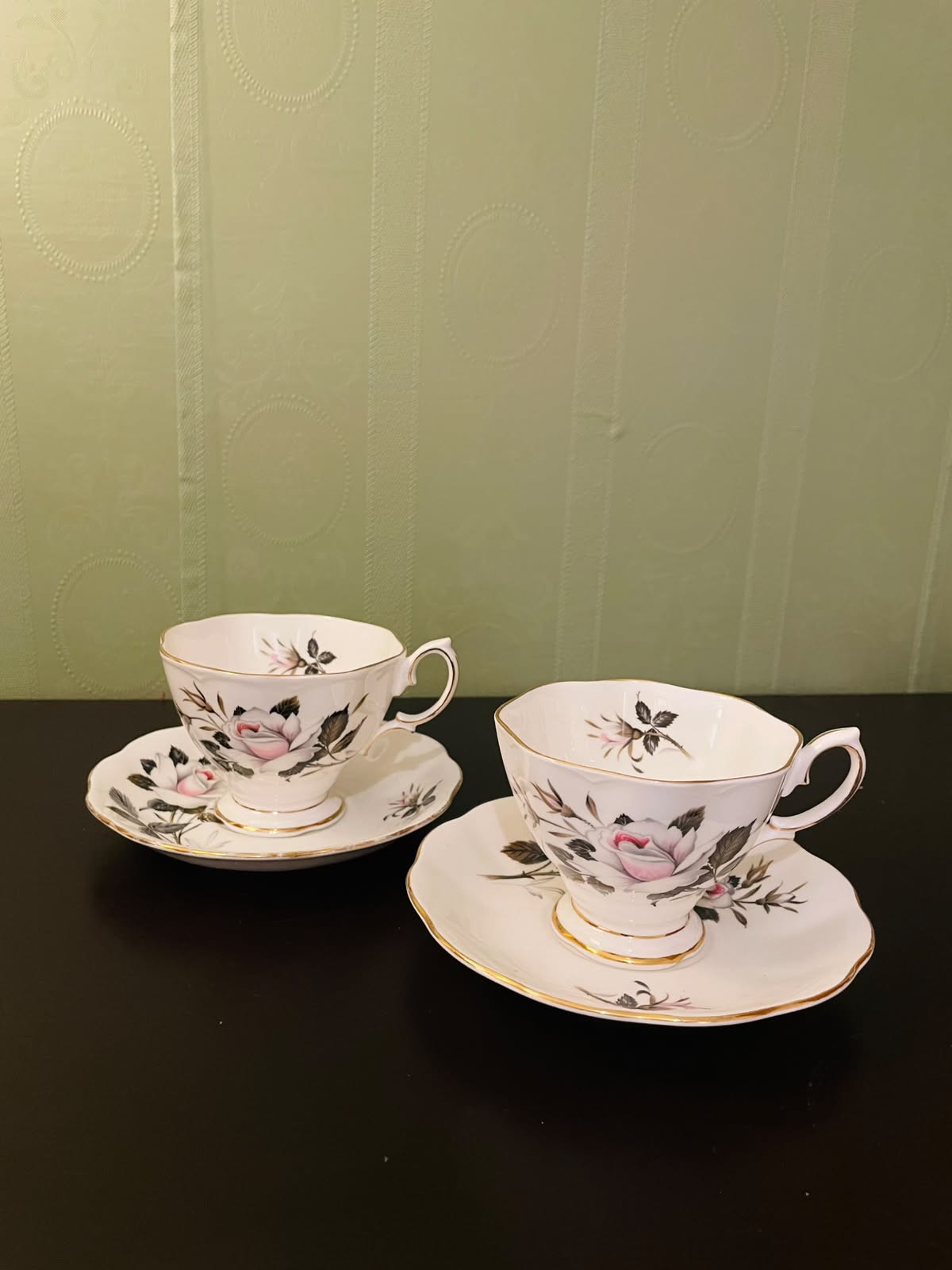 Royal Albert Queen’s Messenger Tea Cup & Saucer Set