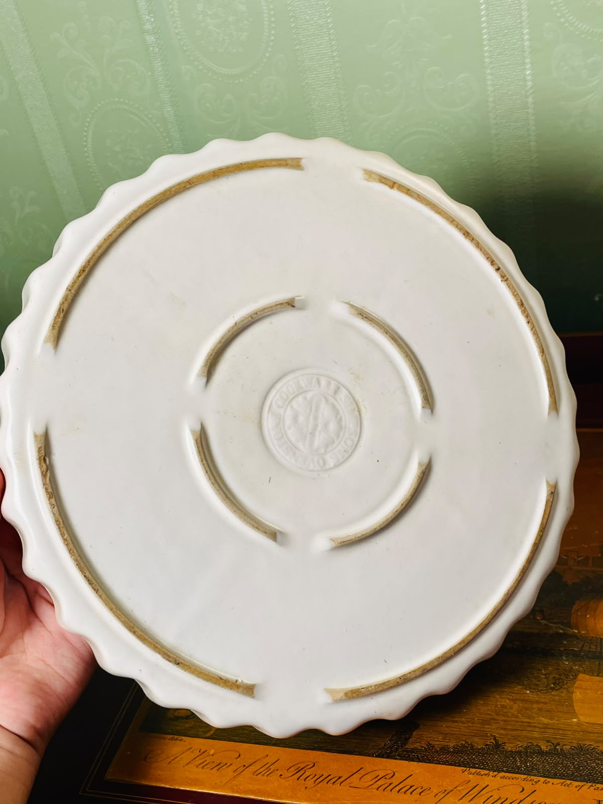 Simpsons  Biltons England OvenstoneCrown Lynn Floral Oven-Safe Pie Dish 10"