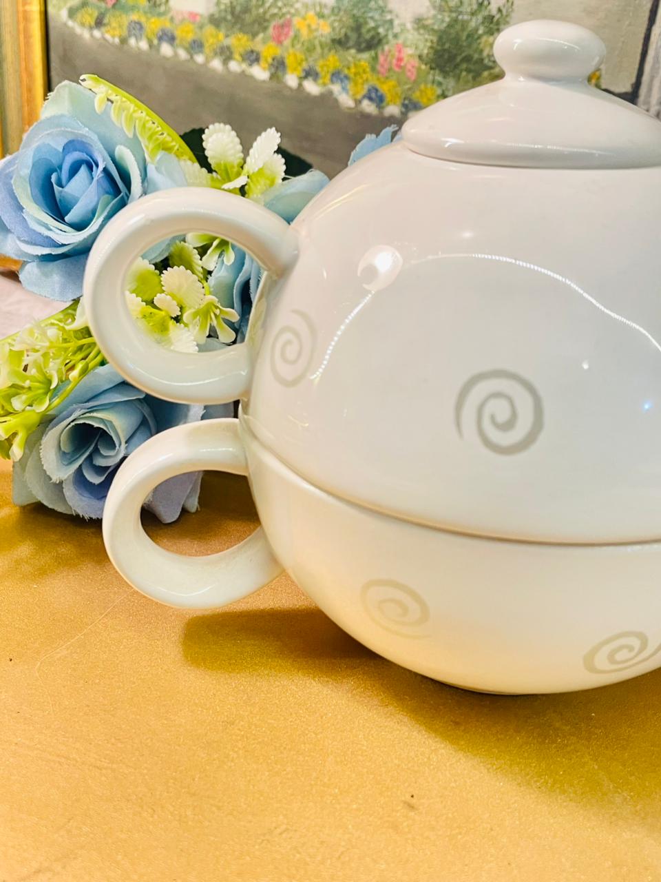 Stackable Spiral Tea-for-One Ceramic Set