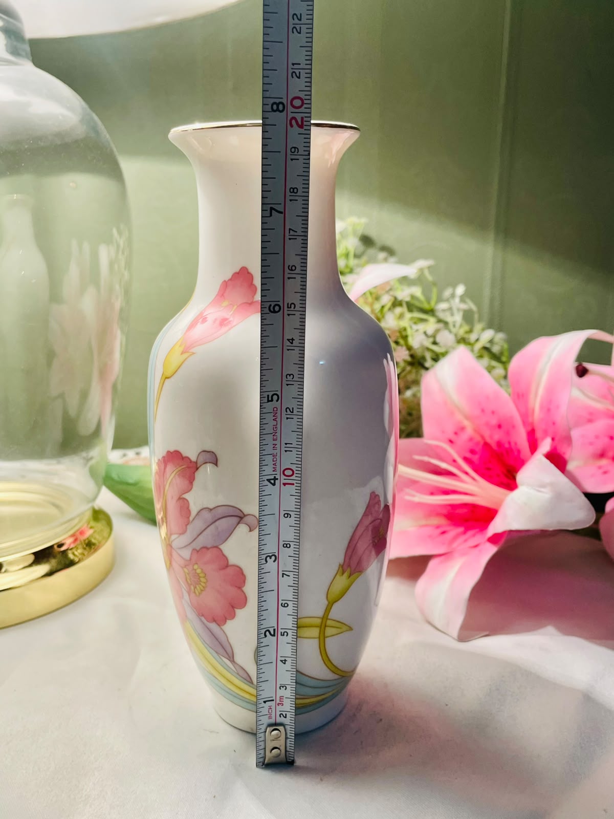 Vintage Japanese Porcelain Floral Vase – Pink & Lavender Flowers – Made in Japan – Approx. 19 cm