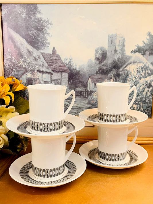 Elizabethan Eclipse Bone China Cups – England Set of 4
