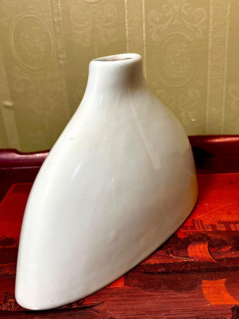 Modern White Sculptural Ceramic Vase | Minimalist Decorative Vase | 8 Inch