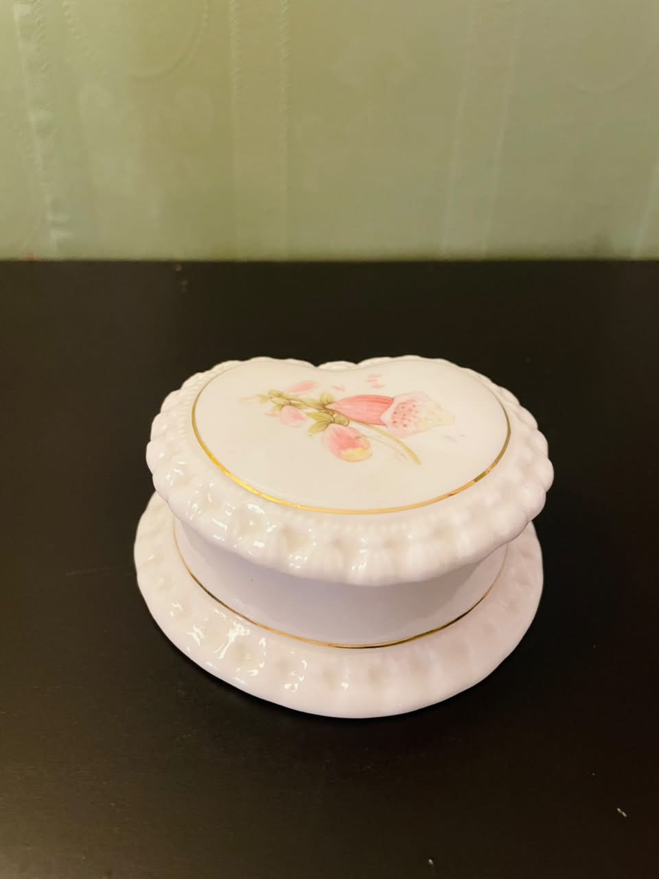 Beaufort Fine Bone China Heart Shaped Trinket Box Floral