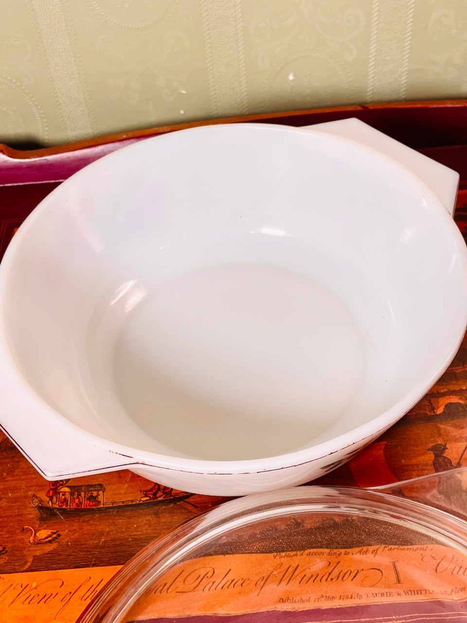 Red Rose Oven-Safe Casserole Dish with Lid 10"