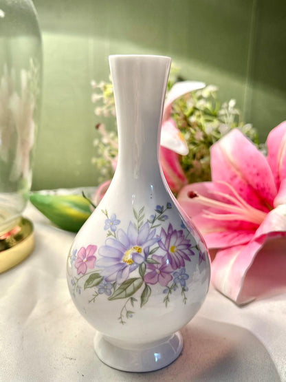 Vintage Matchmaker Rosgill Staffs English Bone China Floral Bud Vase – 15cm Made in England
