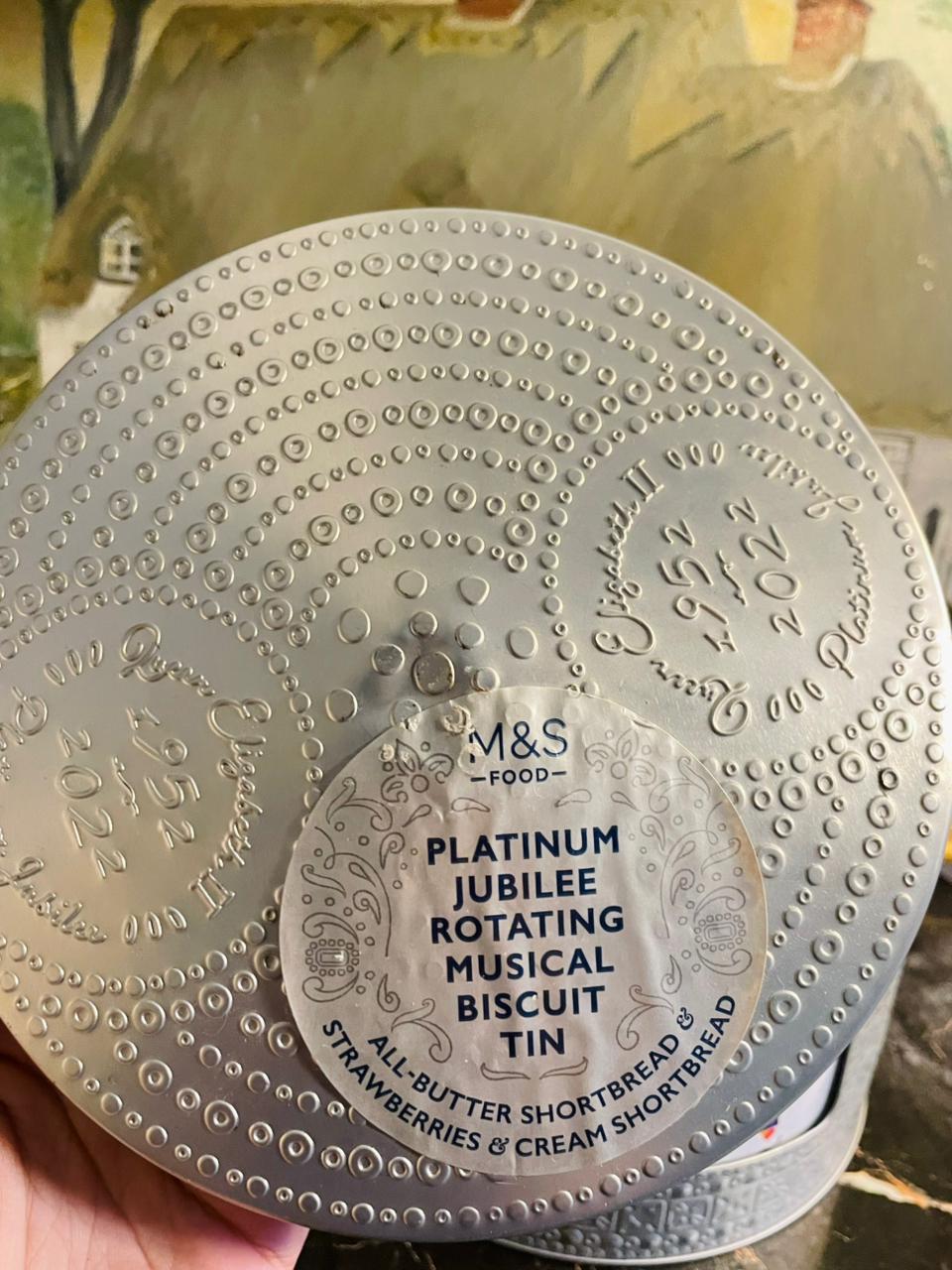 Musical Biscuit Tin Jar, Rotation Cookie Jar 2 kg– Limited Edition Collectible