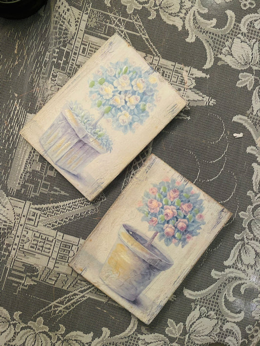 Set of 2 Vintage Floral Wall Plaques – Cottage Garden Decor 7.5 inch