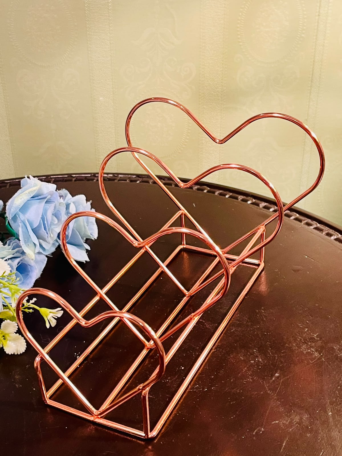 Rose Gold Heart Design Napkin Holder – Decorative Metal Tissue Holder