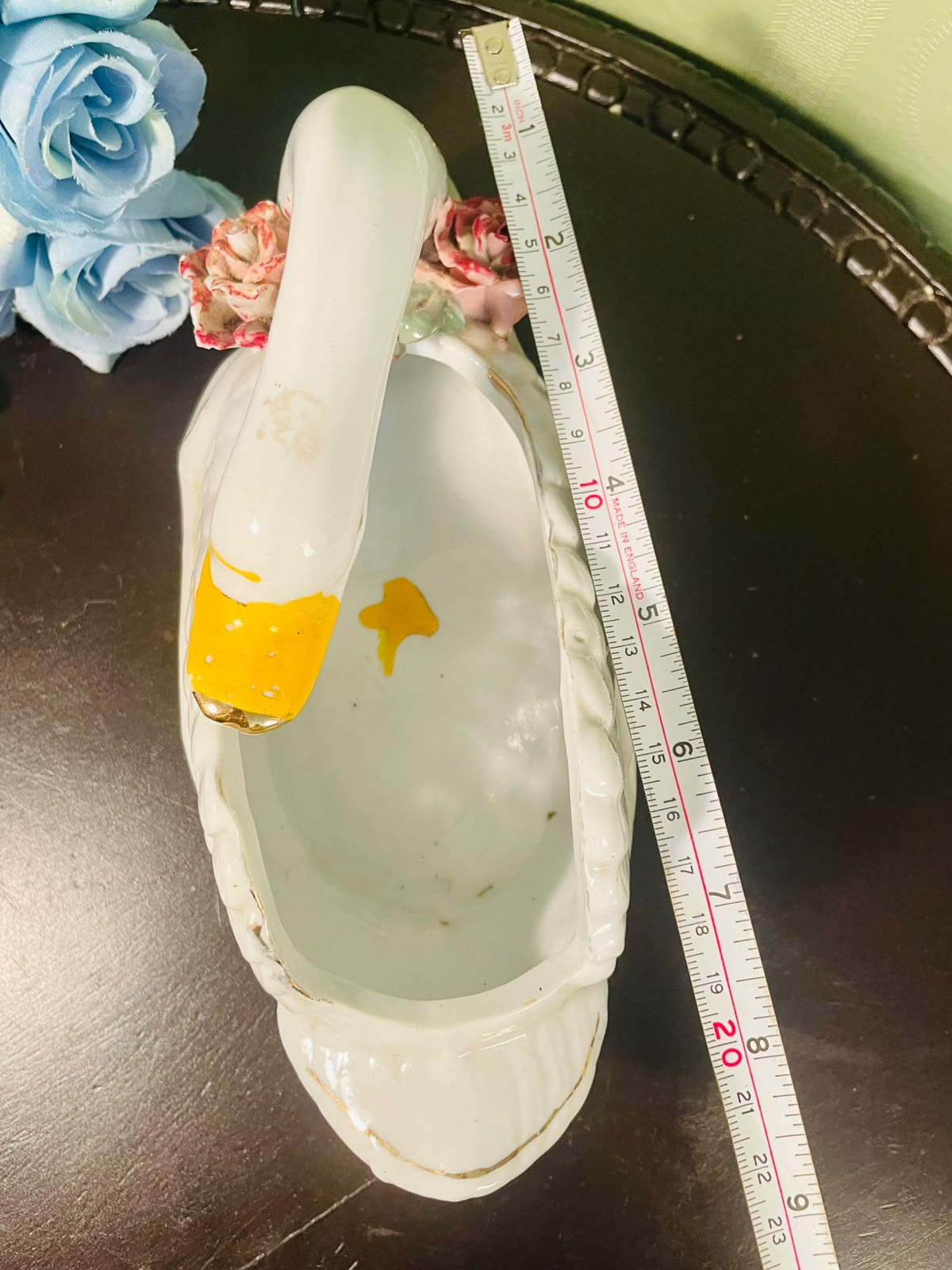 Vintage Swan Ceramic Planter with Floral Detail – 8 Inch