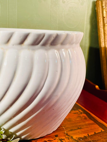 White Ribbed Ceramic Planter – 7 × 8 Inch