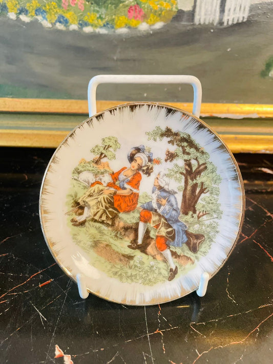 Vintage “Pastoral Courting Scene” Decorative Plate – French Rococo Lovers Design – 4 Inches