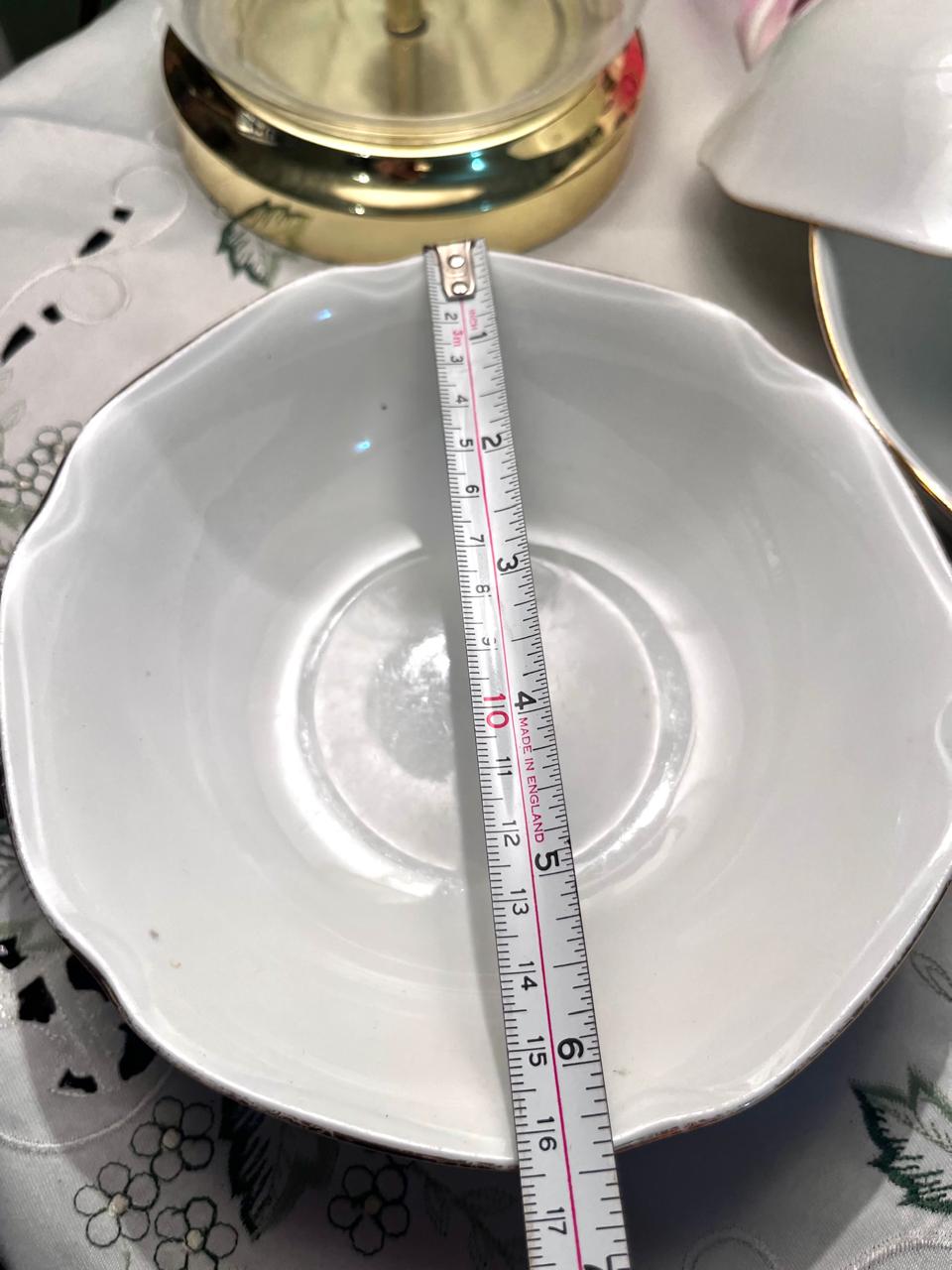 White Scalloped Porcelain Bowls – Set of 3, 16 cm