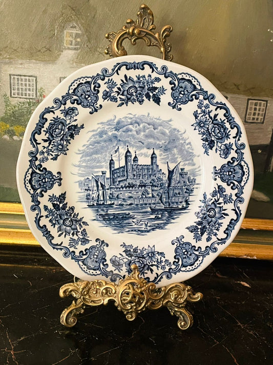 Enoch Wedgwood “Royal Homes of Britain” Windsor Castle Plate – Vintage Blue & White plate England 7 inch