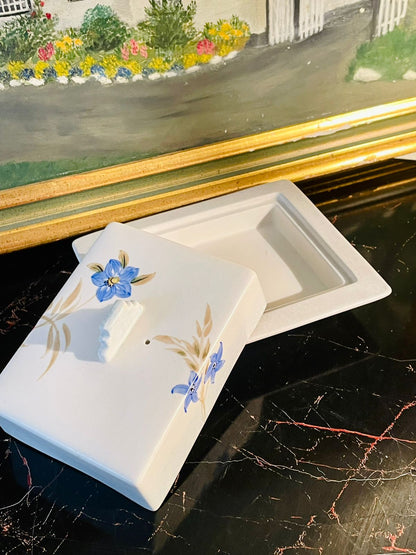 Ceramic Butter Dish with Lid – Hand-Painted Blue Floral Design