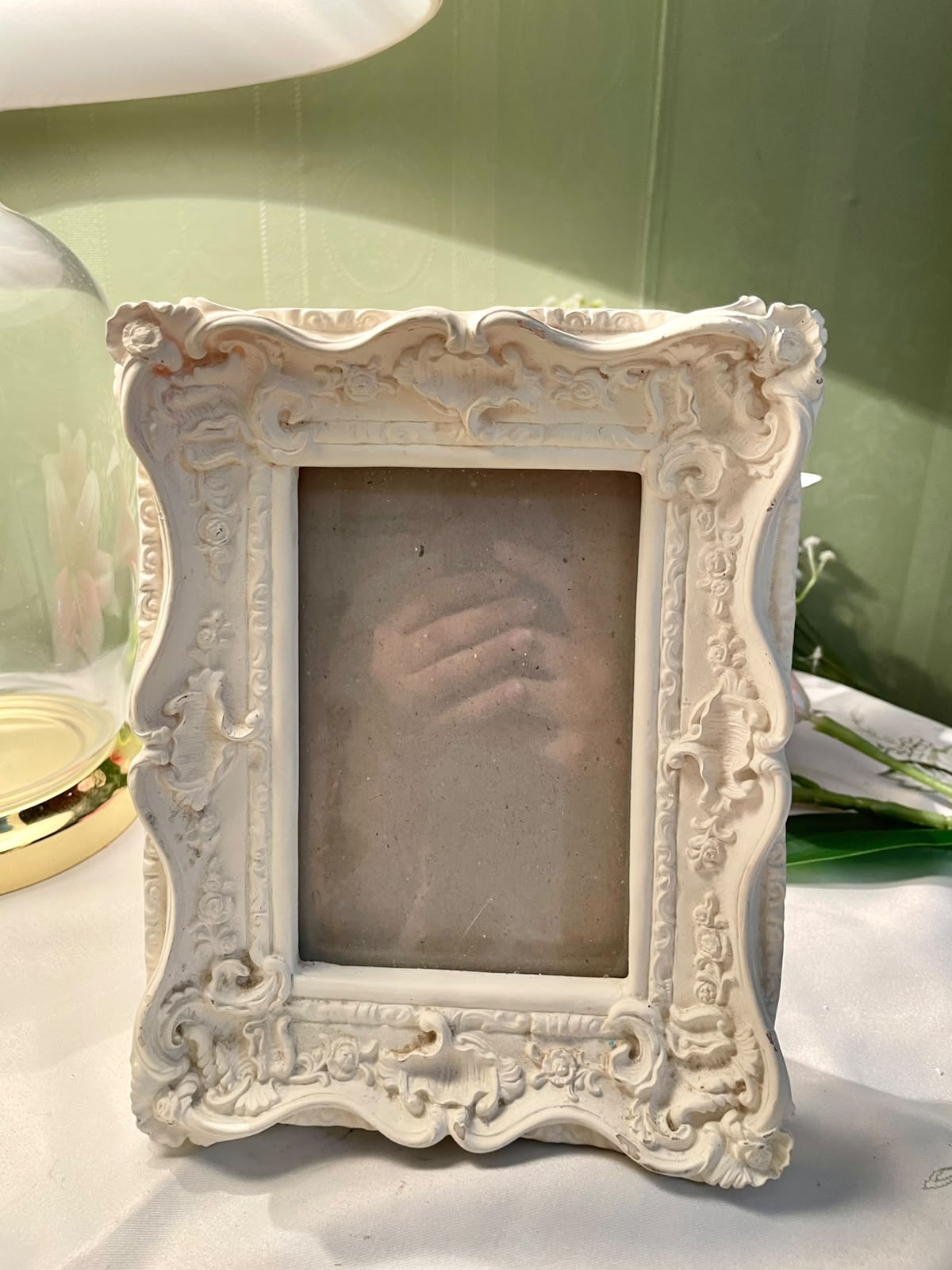 Ornate Ivory Baroque Photo Frame Approx. 8 Inch