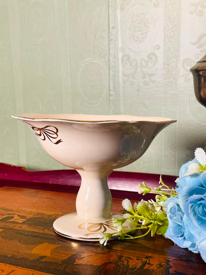 Cream & Gold Pedestal Serving Bowl – 16 cm