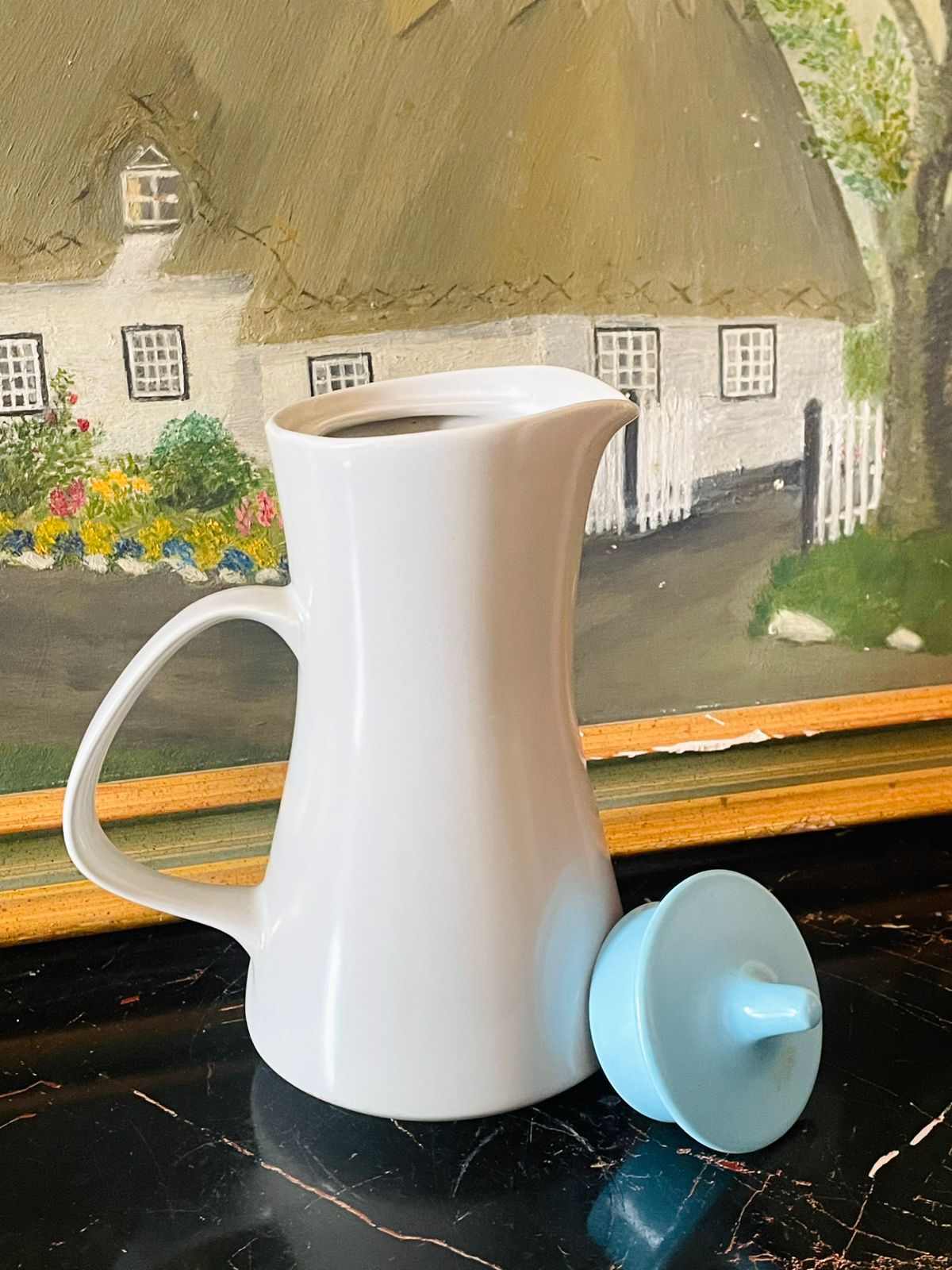 Mid-Century Modern White Ceramic Coffee Pot with Sky Blue Lid – England, 1960s Style