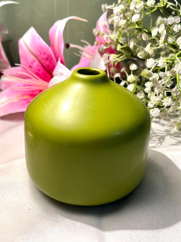 Green Ceramic Bud Vase Rounded Form 4 Inch