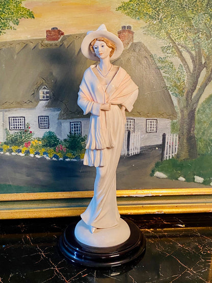 The Leonardo Collection Elegant Lady Figurine with Shawl & Hat – Tall Porcelain Sculpture – 12 Inches