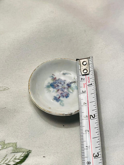 Vintage Floral Mini Ceramic Trinket Dish Approx. 5 cm