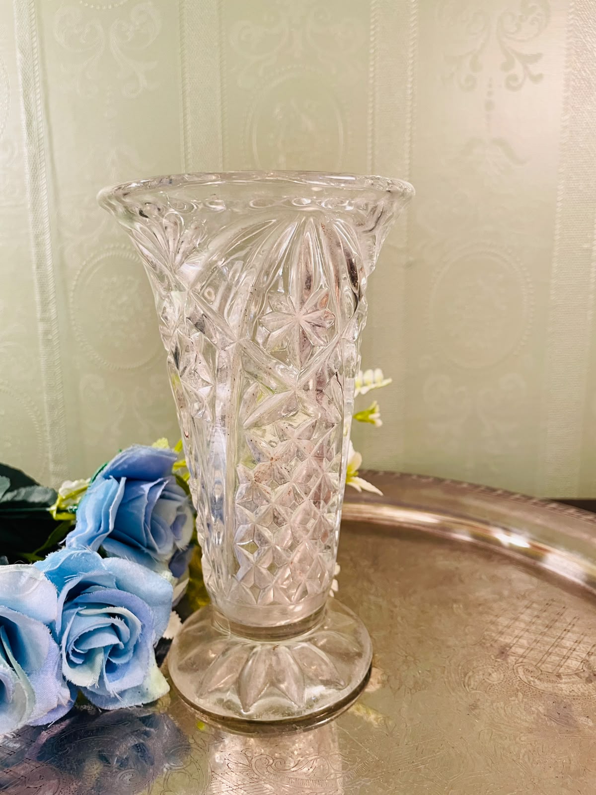 Clear Crystal Starburst Vase – 6.5 Inch