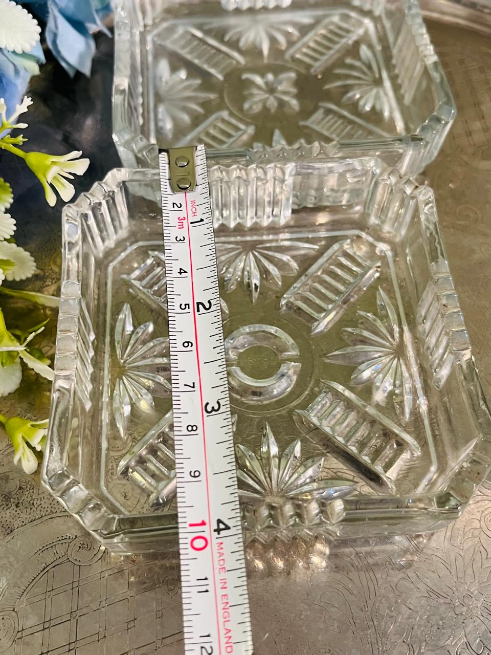 Vintage Square Pressed Crystal Dishes Pair – 10 cm Starburst Design