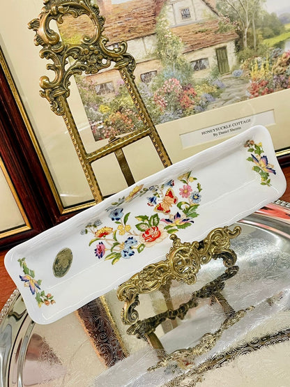 Aynsley, Aynsley Cottage Garden, Fine Bone China Tray, Vintage Long Tray, Biscuit Tray, Sandwich Tray, Trinket Dish, Cottagecore Decor, Butterfly Floral China, Made in England, Collectible Fine China, Tea Time Serveware, Floral Home Décor