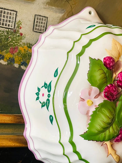 Le Cordon Bleu x The Franklin Mint 1986 – “Raspberry Vine” 3D Relief Wall Plaque Ceramic