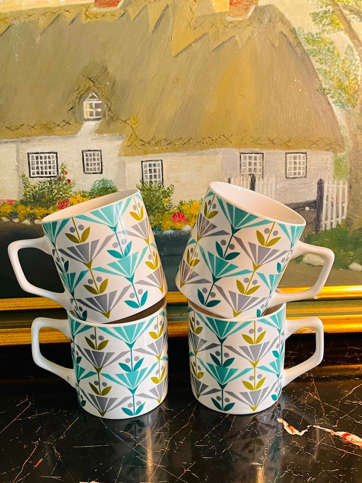 Modern Geometric Floral Fine Bone China Mugs – Set of 4 – Home Box