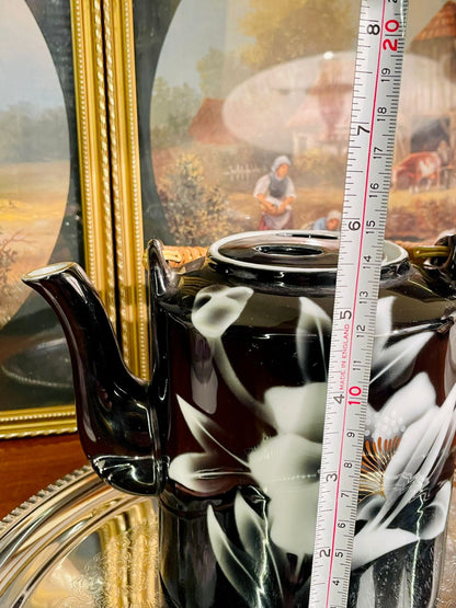 Elegant Black Floral Porcelain Teapot with Bamboo Handle – Vintage Style