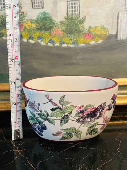 “Butterfly & Blackberry” Floral Ceramic Bowl ( 7cm )– Nature-Inspired Design – England