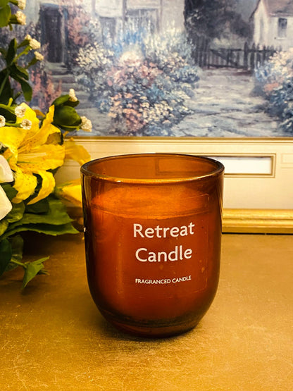 Amber Glass Retreat Candle – Cozy Fragranced Home Décor