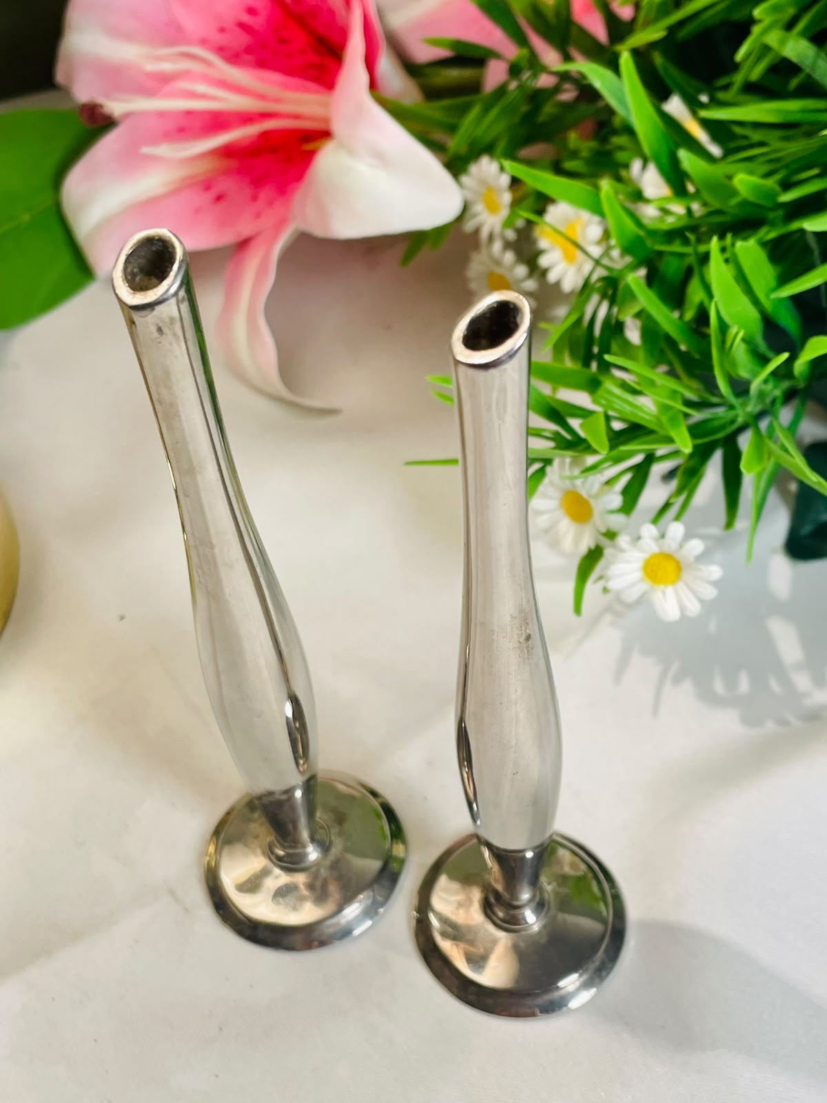 Silver-Tone Bud Vases – 2 Pieces, 14 cm