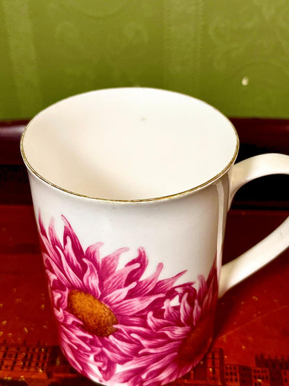 Pink Floral Fine Bone China Mug 4" – Large Chrysanthemum Design