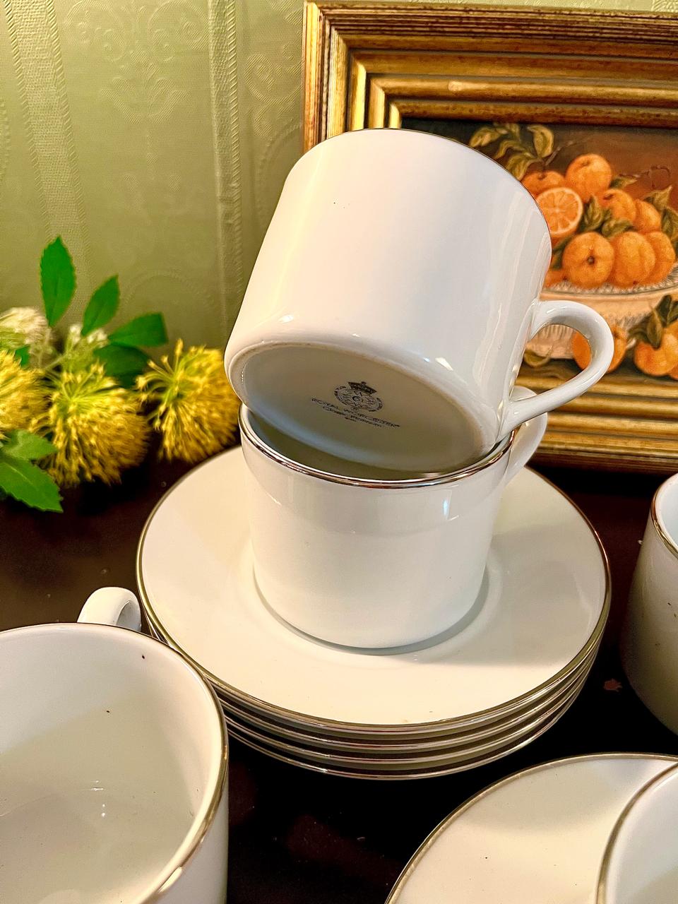 Royal Worcester Fine Bone China Tea Cup & Saucer Set – 5 Pieces