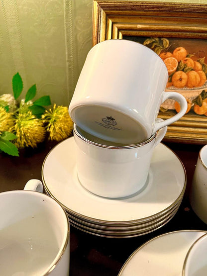 Royal Worcester Fine Bone China Tea Cup & Saucer Set – 5 Pieces