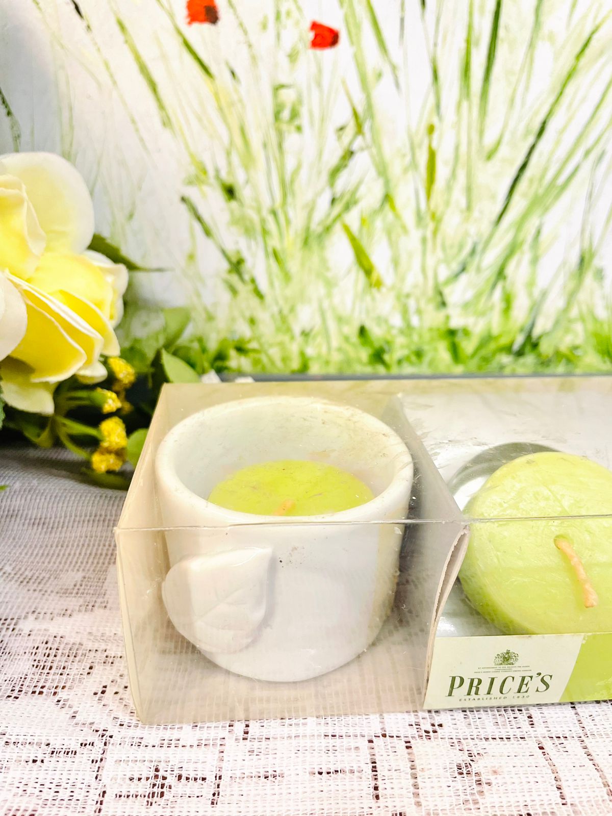 Price’s Spring Leaves Tealight Gift Set