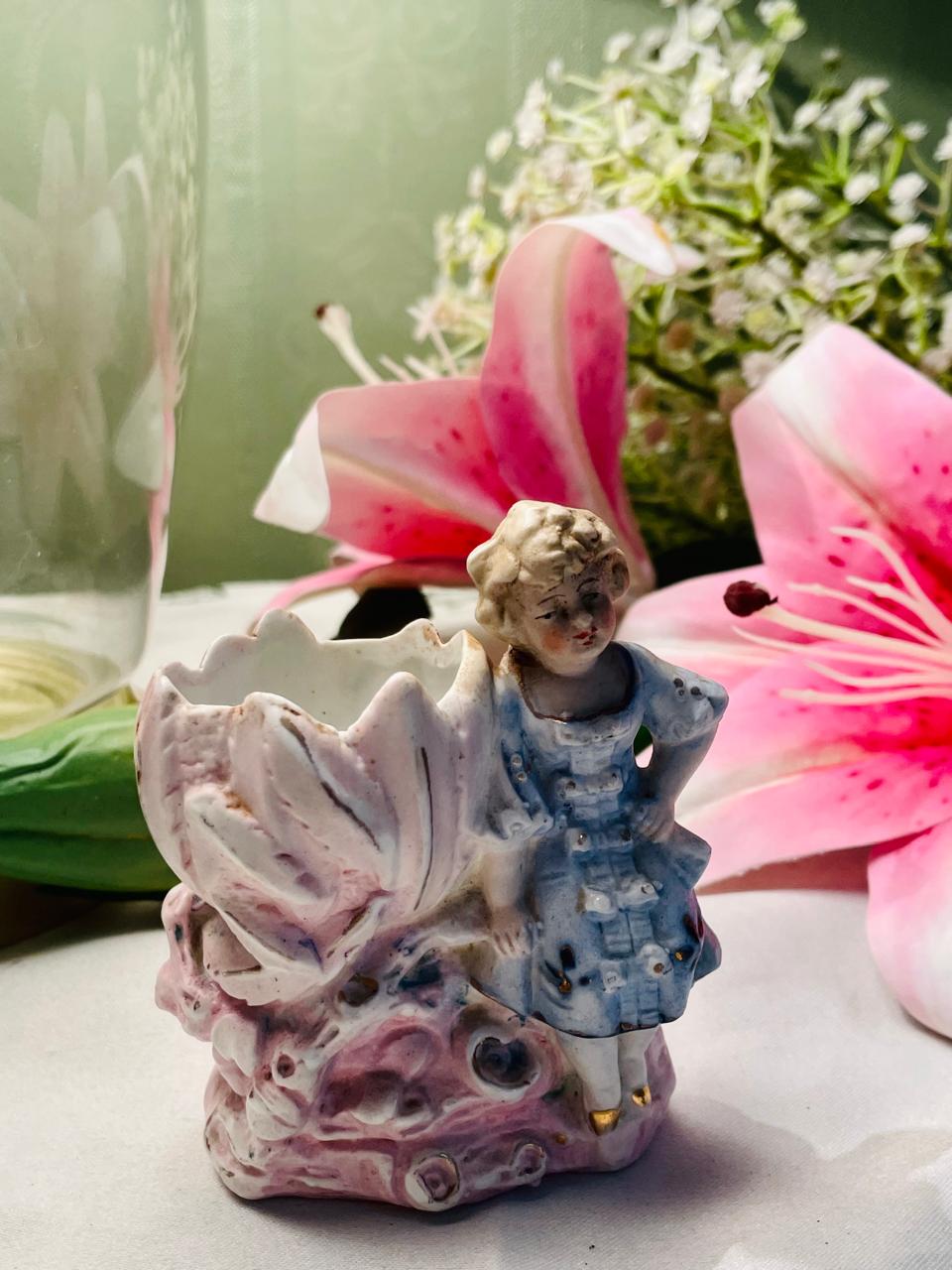 Vintage Lady Figurine Posy Vase Ceramic Ornament 9 cm