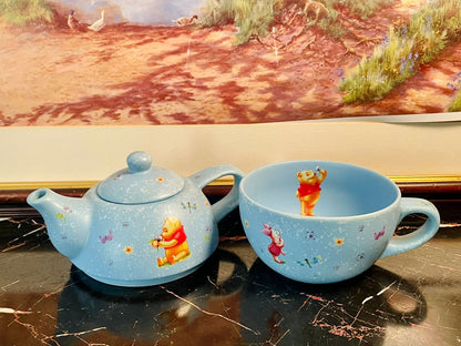 Disney Winnie the Pooh Tea-for-One Ceramic Teapot & Cup Set – Collectible