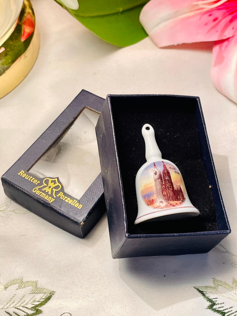 Vintage Scenic Mini Ceramic Bell Approx. 7 cm