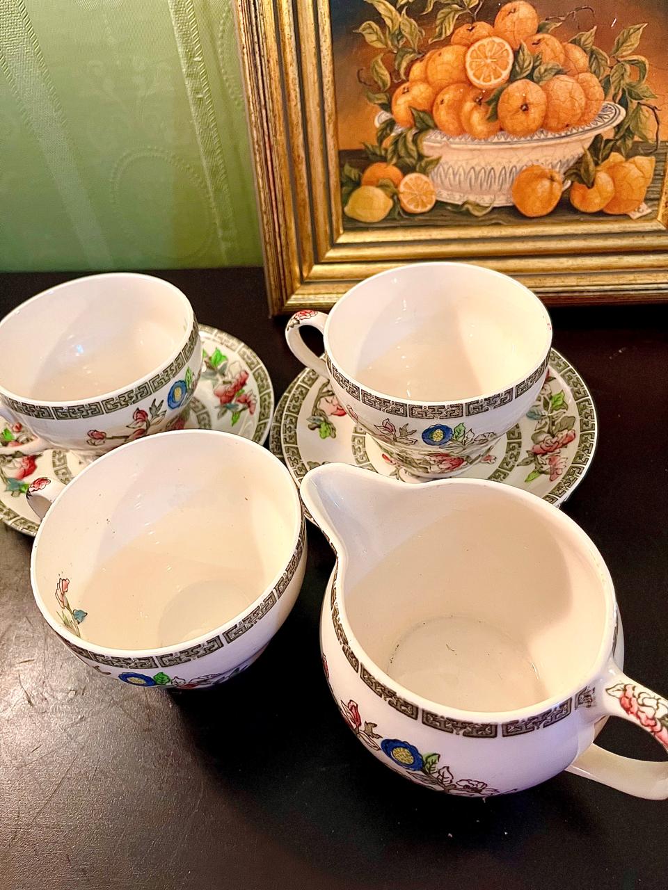 Vintage Floral Chinoiserie Teacup & Saucer Set