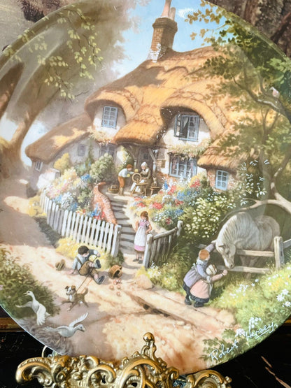 Royal Doulton “Granny’s Cottage” Collector Plate – The Tale of a Country Village Series, 8 inches