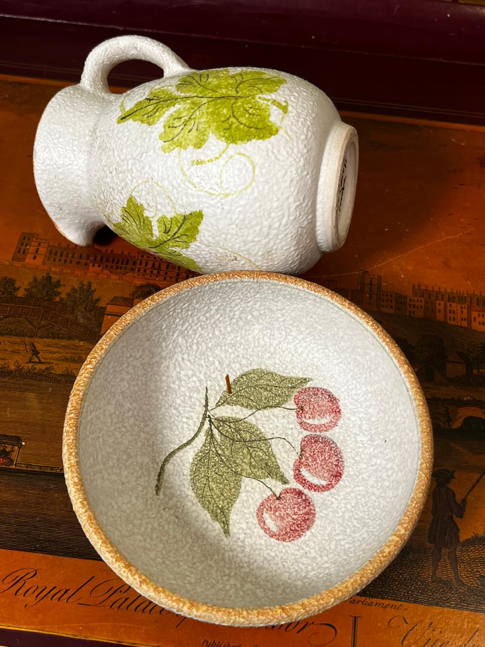 Moes Handmade Cyprus Ceramic Creamer & Bowl Set