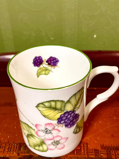 Staffordshire England Blackberry Floral Fine Bone China Mug 4"
