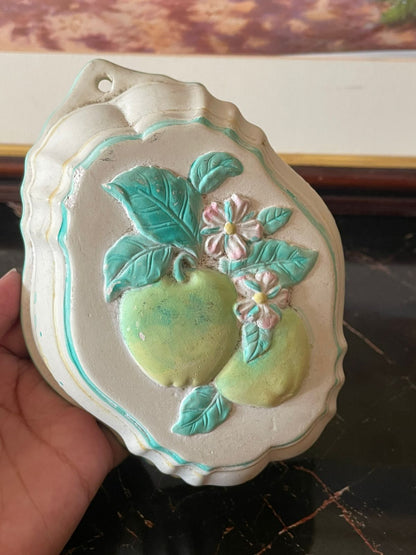 Vintage Ceramic Deep Serving Bowl – Apple Molds Print (England)