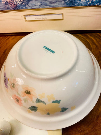 Vintage Idsummer Floral Covered Serving Bowl