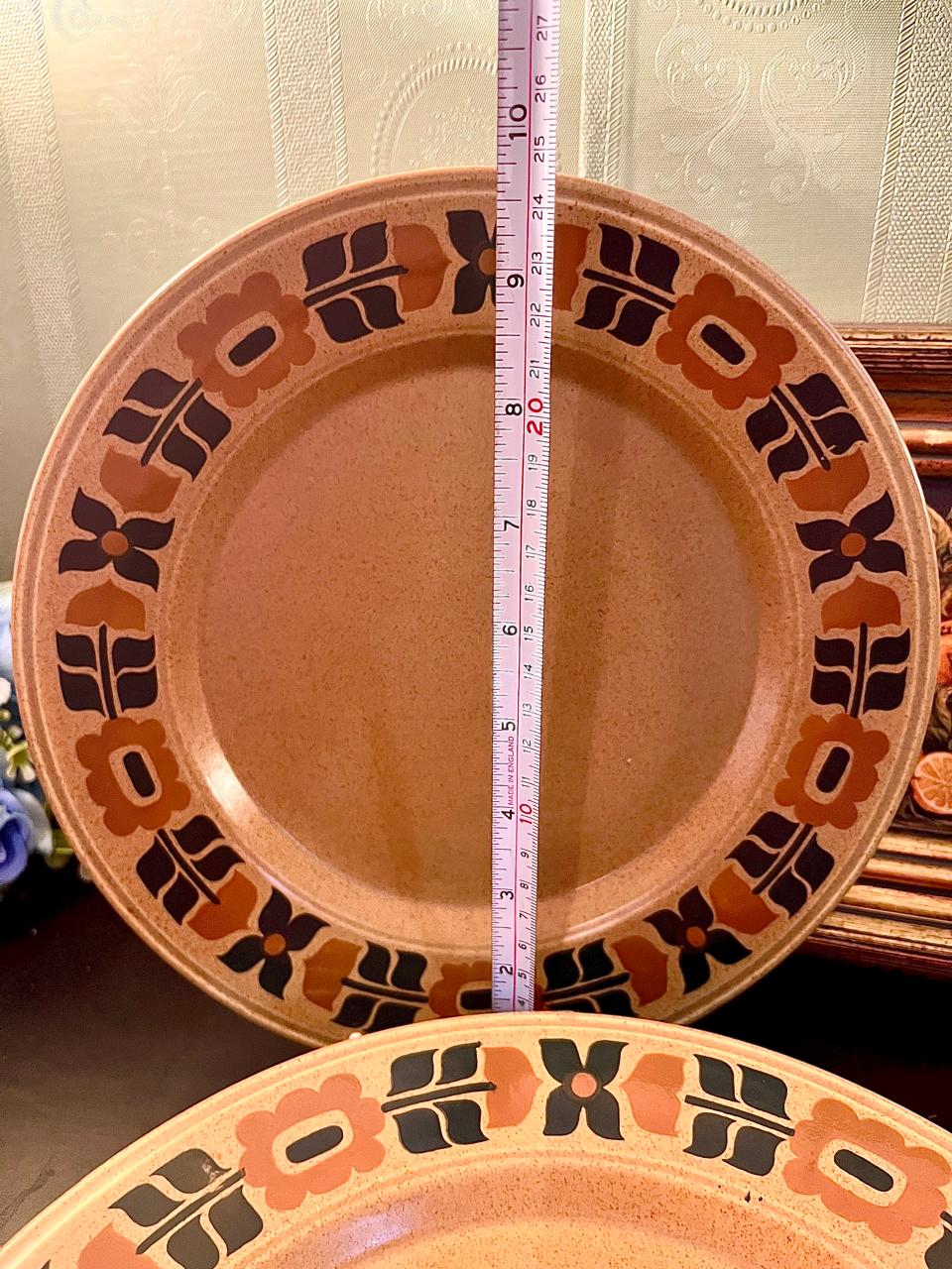Set of 5 Brown Floral Dinner Plates – Retro Ceramic Tableware